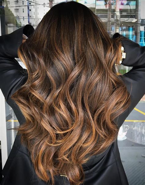 40 Chic Caramel Balayage Highlights & Hair Color .